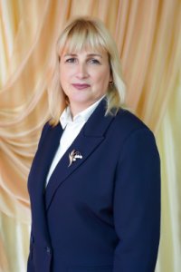 Брежнева Ирина Николаевна Директор  МБОУ «Гимназия №18»