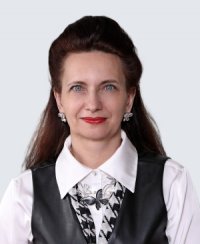 Ефимова Алла Васильевна Директор МБОУ «Средняя общеобразовательная школа № 10 имени генерал-полковника С.А.Маева» города Можги Удмуртской Республики